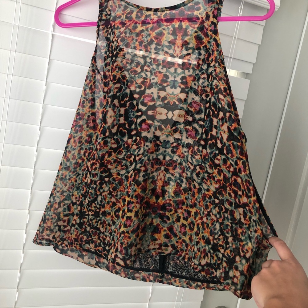 ASTR NWT Size Small Multicolor Lace Top